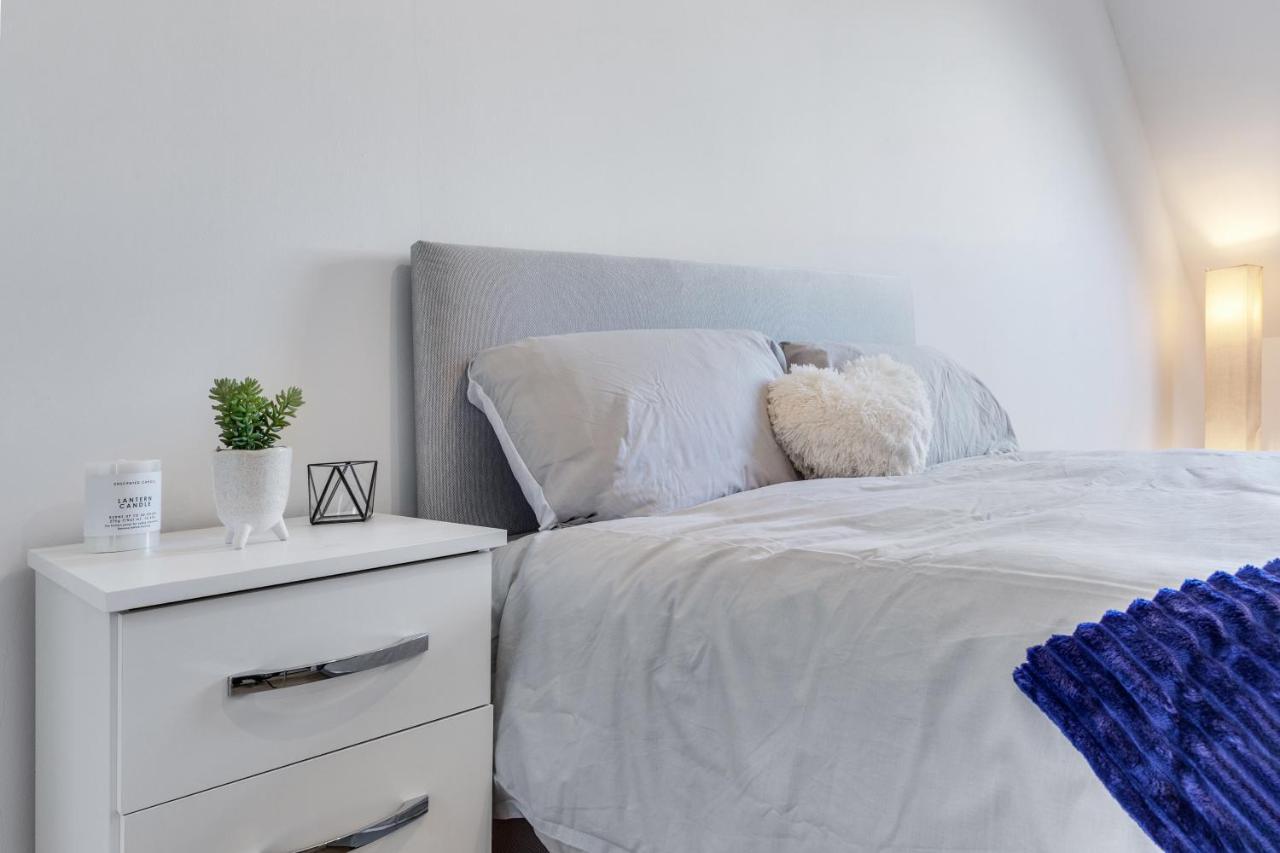 Cozy 1 Bed/Sleep 3/ Londonアパートメント エクステリア 写真